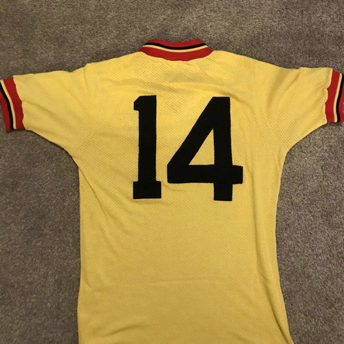 maillot watford fc domicile 1983-1984 rétro maillot watford fc domicile 1983-1984 rétro