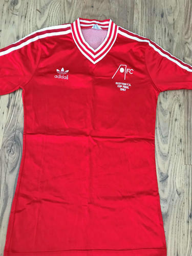 maillots aberdeen fc réplique 1982 pas cher
