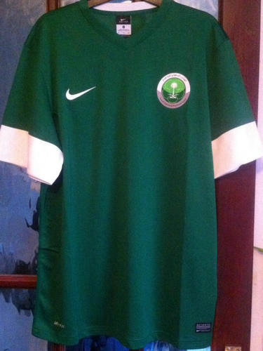 maillots arabie saoudite exterieur 2013-2014 rétro