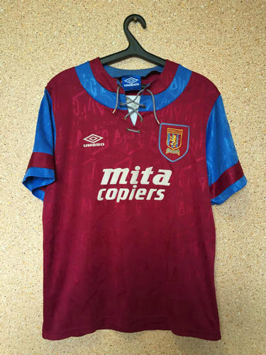 maillots aston villa domicile 1992-1993 rétro