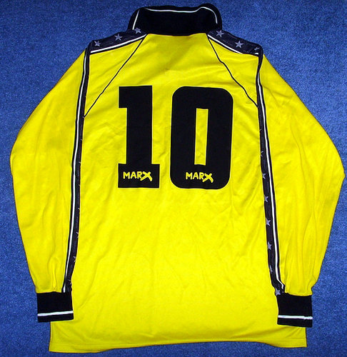 maillots ballymena united exterieur 2003-2006 rétro maillots ballymena united exterieur 2003-2006 rétro