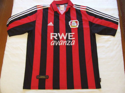 maillots bayer leverkusen domicile 2001-2002 rétro