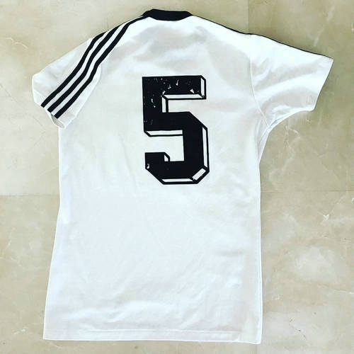 maillots beşiktaş jk domicile 1983-1984 rétro maillots beşiktaş jk domicile 1983-1984 rétro
