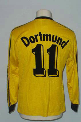 maillots borussia dortmund domicile 1989-1991 pas cher maillots borussia dortmund domicile 1989-1991 pas cher