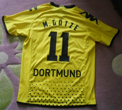 maillots borussia dortmund domicile 2011-2012 pas cher maillots borussia dortmund domicile 2011-2012 pas cher