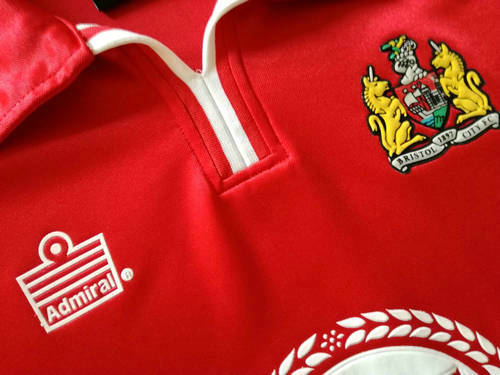 maillots bristol city fc domicile 2001-2002 rétro maillots bristol city fc domicile 2001-2002 rétro