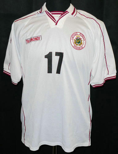 maillots lettonie exterieur 2001-2002 rétro