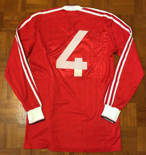 maillots manchester united domicile 1983-1984 rétro maillots manchester united domicile 1983-1984 rétro