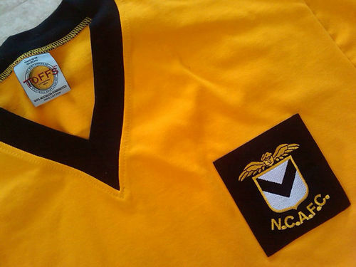maillots newport county afc réplique 1959-1963 pas cher maillots newport county afc réplique 1959-1963 pas cher