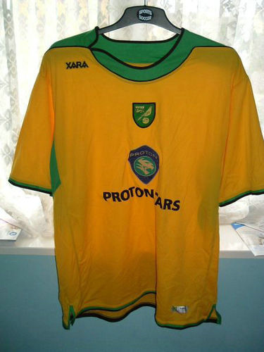maillots norwich city domicile 2005-2006 rétro