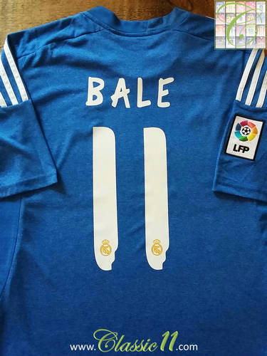 maillots real madrid exterieur 2013-2014 rétro maillots real madrid exterieur 2013-2014 rétro
