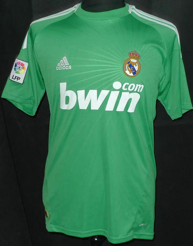 maillots real madrid gardien 2010-2011 rétro