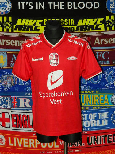 maillots sk brann domicile 2014-2015 rétro