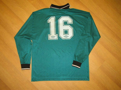 maillots torpedo moscou exterieur 1994-1995 pas cher maillots torpedo moscou exterieur 1994-1995 pas cher