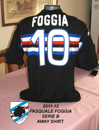 maillots uc sampdoria third 2011-2012 pas cher maillots uc sampdoria third 2011-2012 pas cher